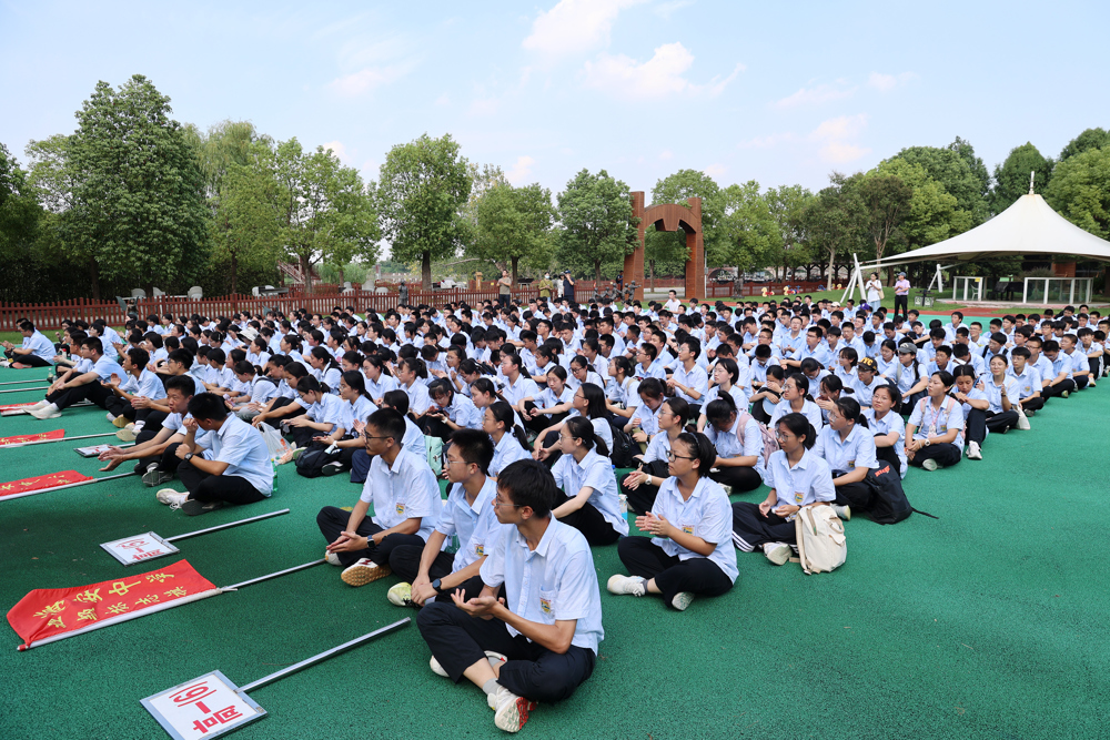 1c454cf79edc48b4bd983636cb8eee04.jpg 1c454cf79edc48b4bd983636cb8eee04.jpg