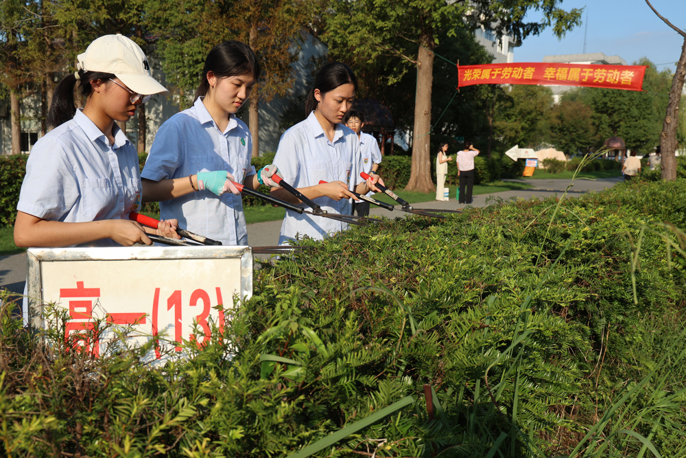 4a36d6a5c0da4f70bfec5c8b9acd1f44.jpg 4a36d6a5c0da4f70bfec5c8b9acd1f44.jpg