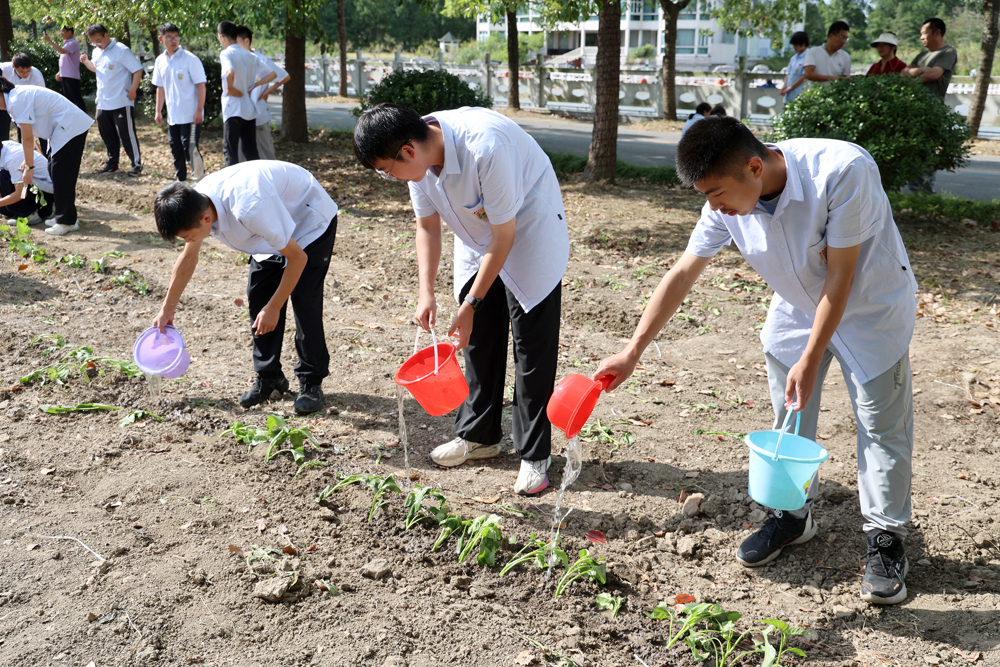 5d7a27ed6b4446bd9884c1135f230fd9.jpg 5d7a27ed6b4446bd9884c1135f230fd9.jpg