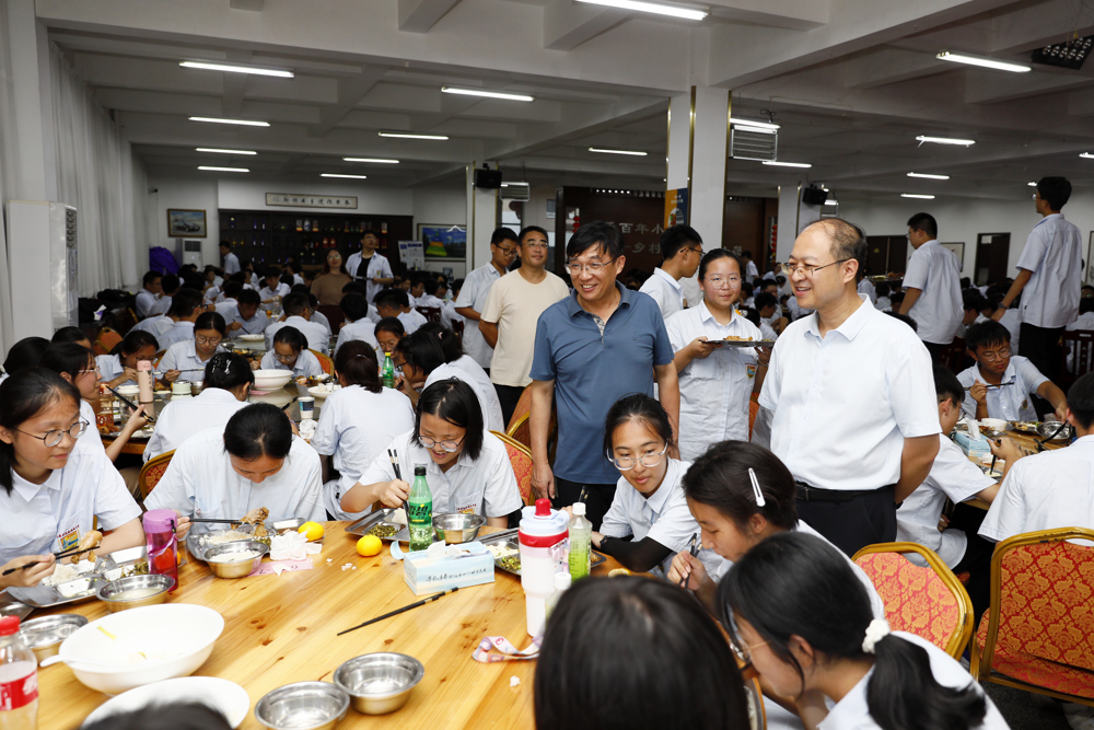 990086c2a5904316a35a17de75c43eb4.jpg 990086c2a5904316a35a17de75c43eb4.jpg