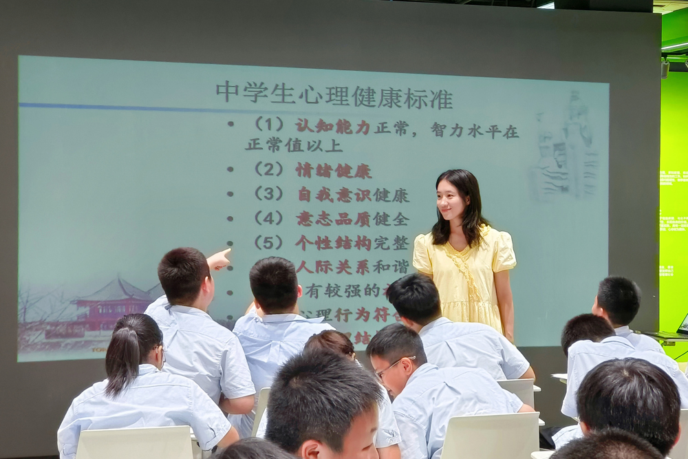 45597f249b9a4e3db40782bed60a421b.jpg 45597f249b9a4e3db40782bed60a421b.jpg