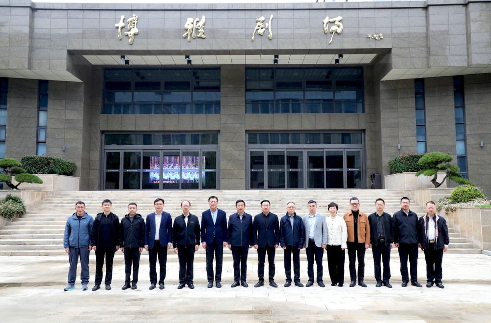 d6c5b39b76f2428fbe2e6ba1f9ac58c6.jpg d6c5b39b76f2428fbe2e6ba1f9ac58c6.jpg