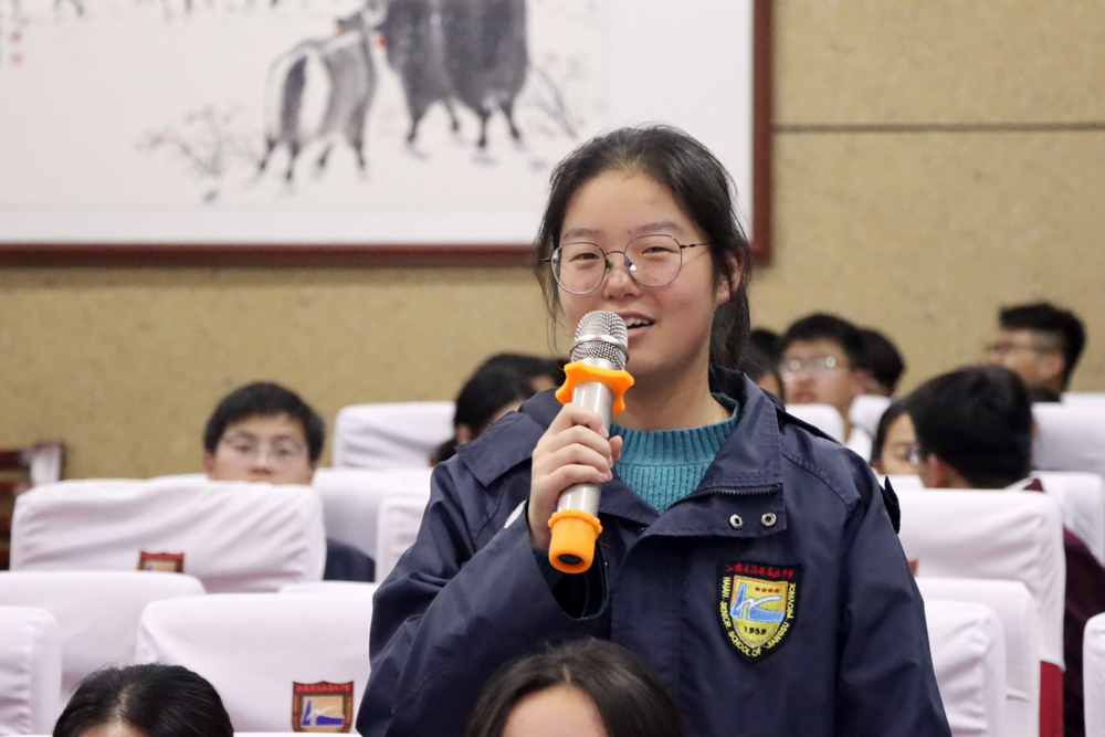 4d133f1b06fc4add96e257d0b55137f0.jpg 4d133f1b06fc4add96e257d0b55137f0.jpg