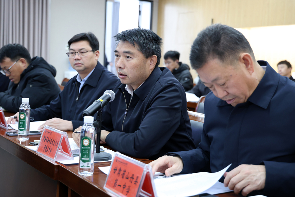 b2c005207f7040fdaf1a08c8d2d7ecf4.jpg b2c005207f7040fdaf1a08c8d2d7ecf4.jpg