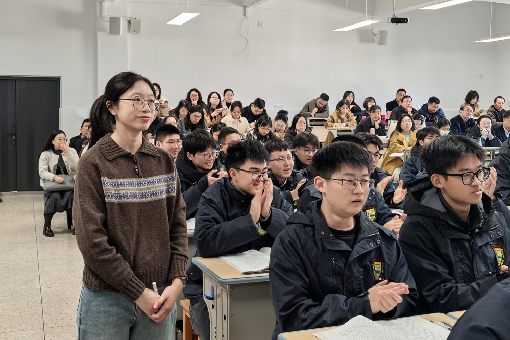 12c04bfdf13c4186b44136ef552f3461.jpg 12c04bfdf13c4186b44136ef552f3461.jpg