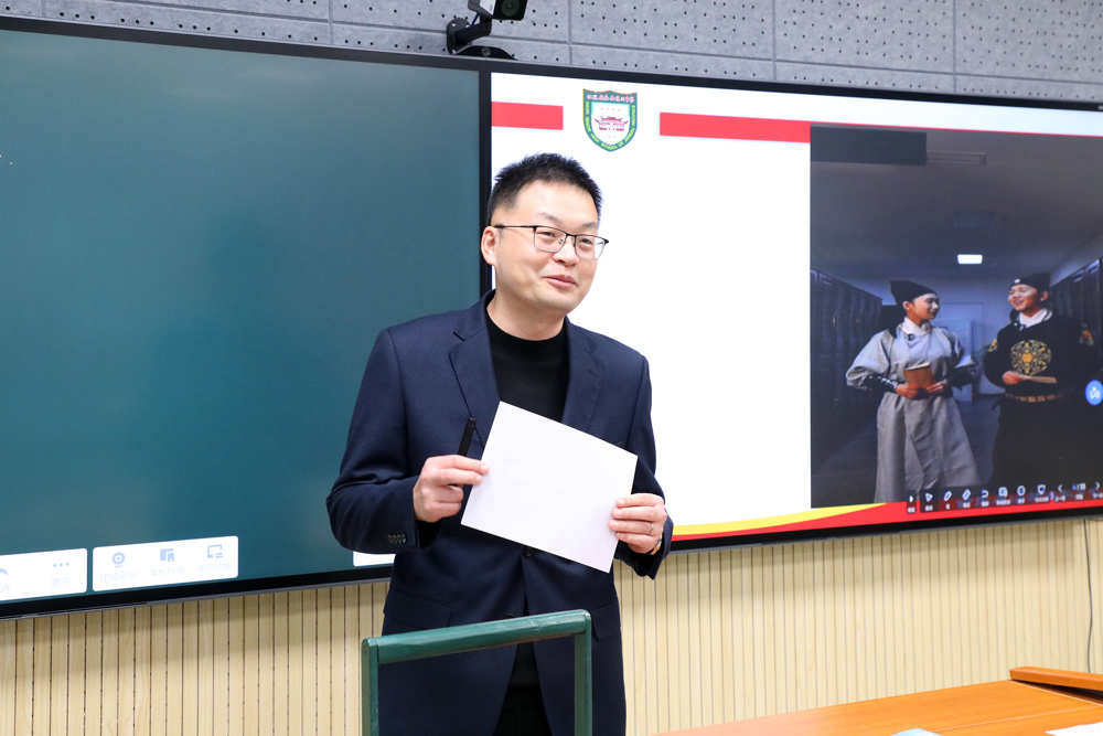 2c7b40f3e2574b42a65ae7f59d7ccd17.jpg 2c7b40f3e2574b42a65ae7f59d7ccd17.jpg