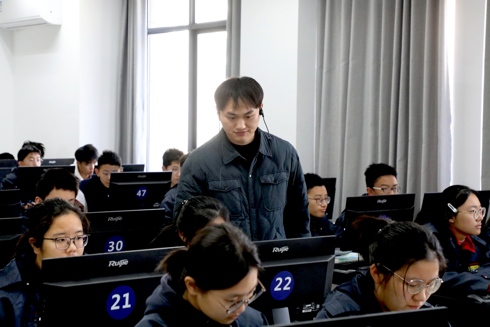 edb0cb14dd67494dbe49c3d1fe168729.jpg edb0cb14dd67494dbe49c3d1fe168729.jpg