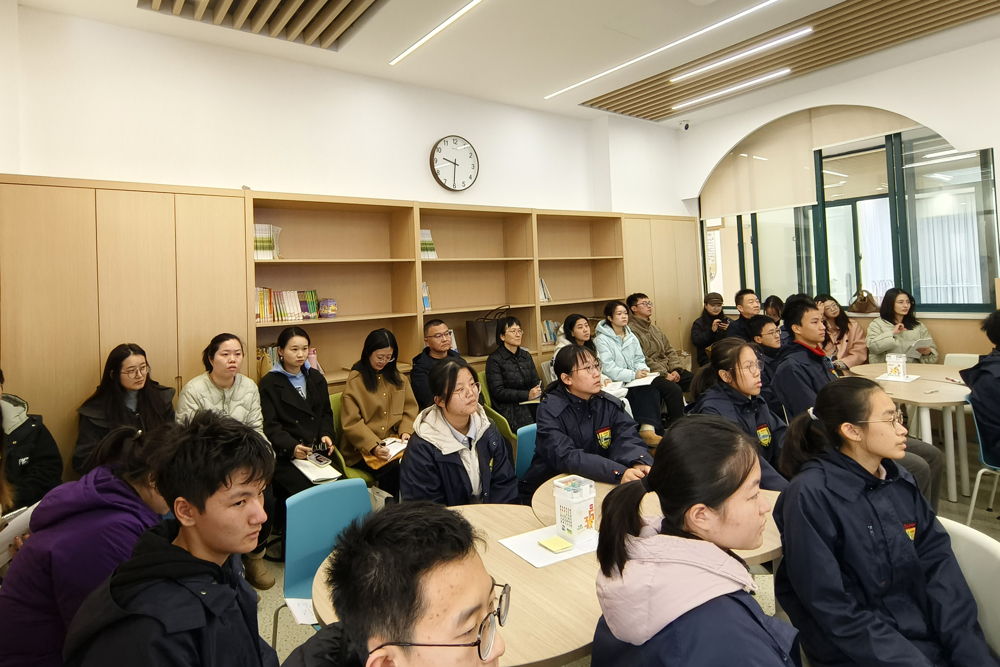 f716822a2b4b4d928738d725808647a1.jpg f716822a2b4b4d928738d725808647a1.jpg