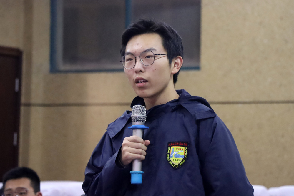 21e32c2b97b24564a8380bda489e03b6.jpg 21e32c2b97b24564a8380bda489e03b6.jpg