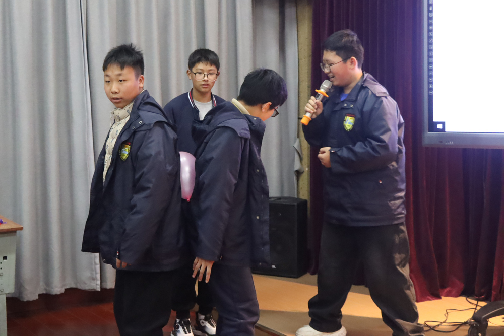 bd22d6cc7d75489b97533df41065aa85.jpg bd22d6cc7d75489b97533df41065aa85.jpg