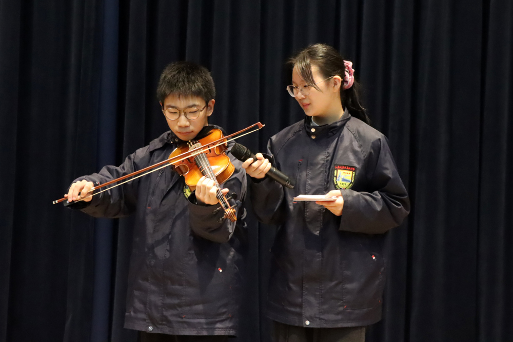 f7e01fdd4f5848c3beb42920f8fbfae2.jpg f7e01fdd4f5848c3beb42920f8fbfae2.jpg