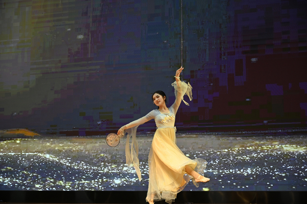 6c16ca8c79d04245b3d69253739767ae.jpg 6c16ca8c79d04245b3d69253739767ae.jpg