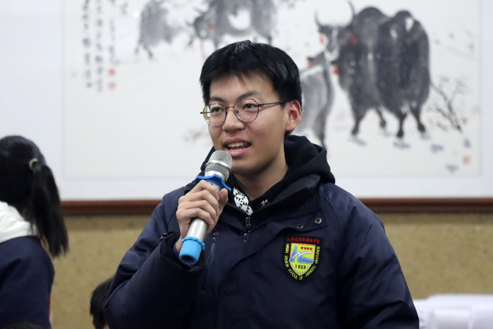 b7f3a370675a47b39a8c67b9fad34e39.jpg b7f3a370675a47b39a8c67b9fad34e39.jpg