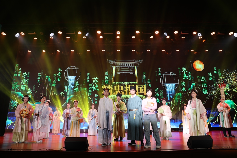 47dae99335d8445db5d99de3808563ea.jpg 47dae99335d8445db5d99de3808563ea.jpg