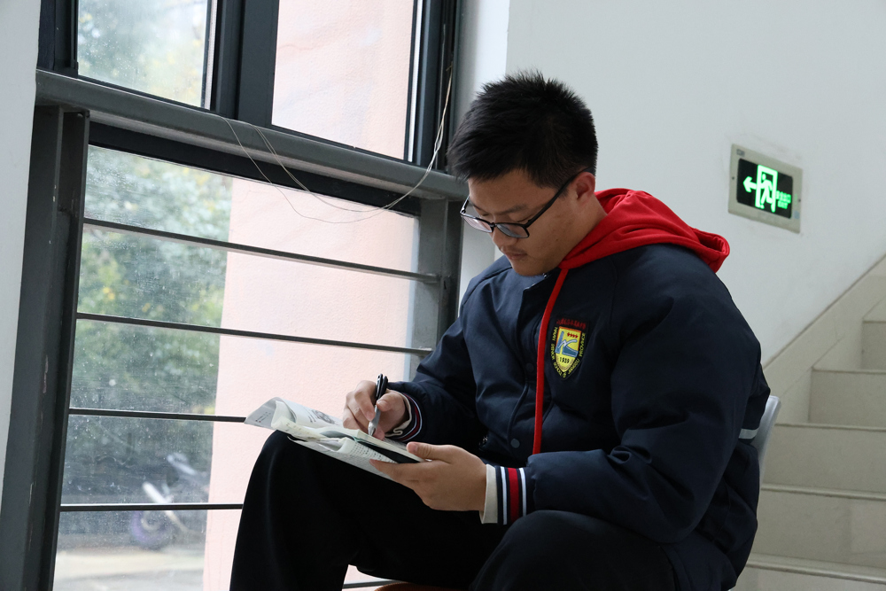 424223c2d348400b9e9db7ae60b583d0.jpg 424223c2d348400b9e9db7ae60b583d0.jpg